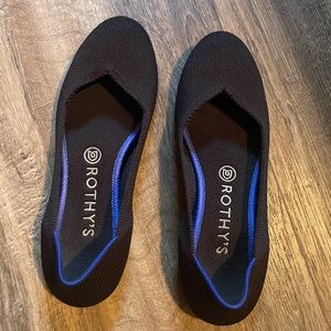 Black Rothys Flats 8.5